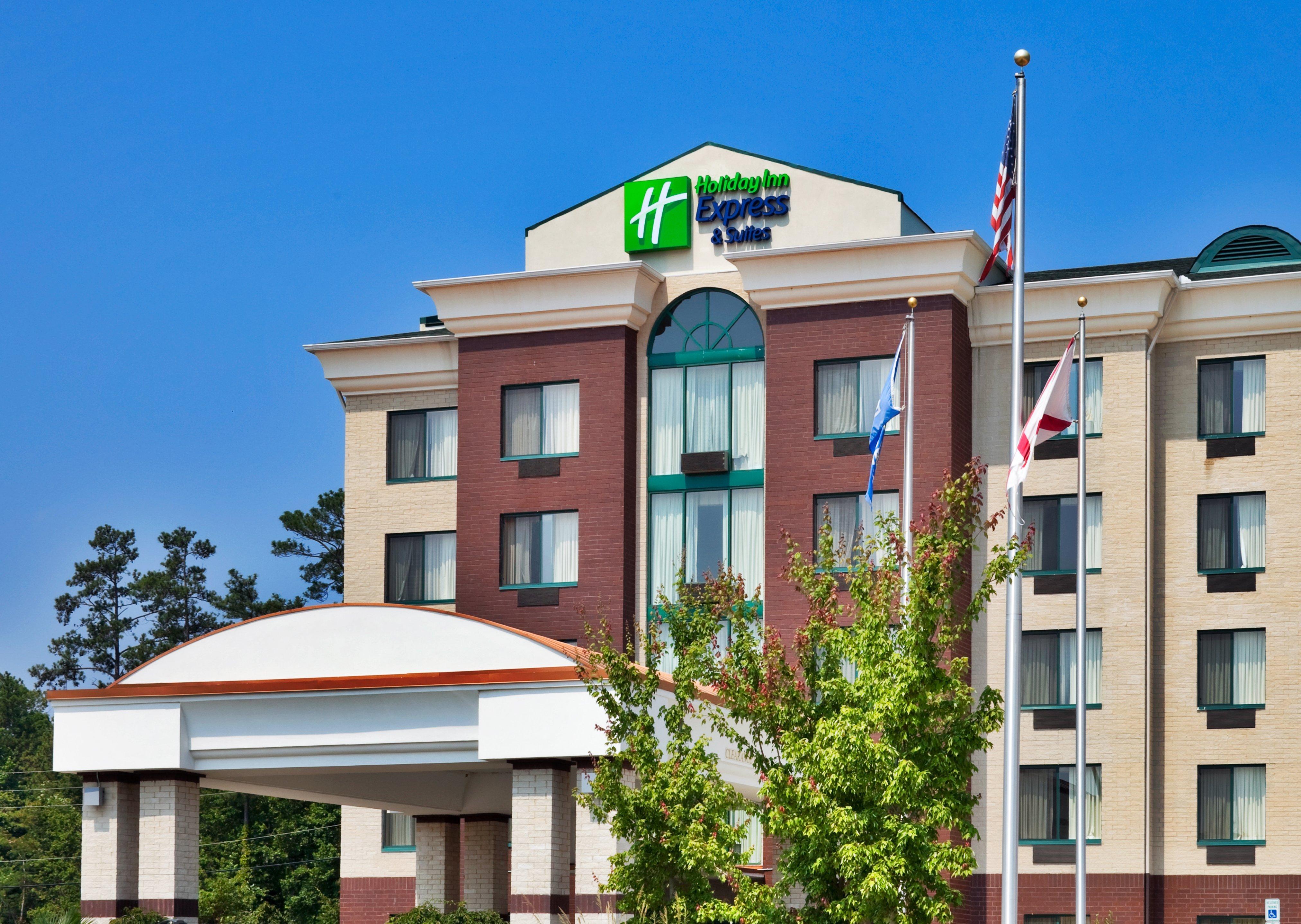 Holiday Inn Express Hotel & Suites Birmingham - Inverness 280 By Ihg Exterior photo